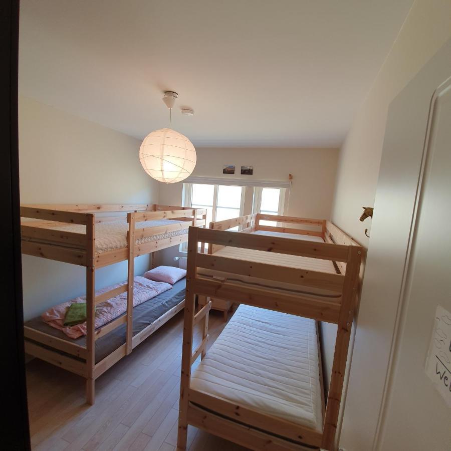 Hvammur 2 Guesthouse Red House بلونديوس المظهر الخارجي الصورة